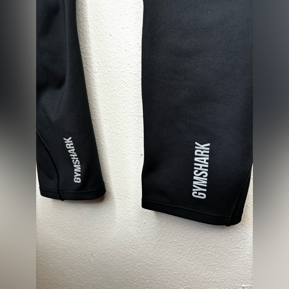 Cropped Black SMALL Gymshark Leggings